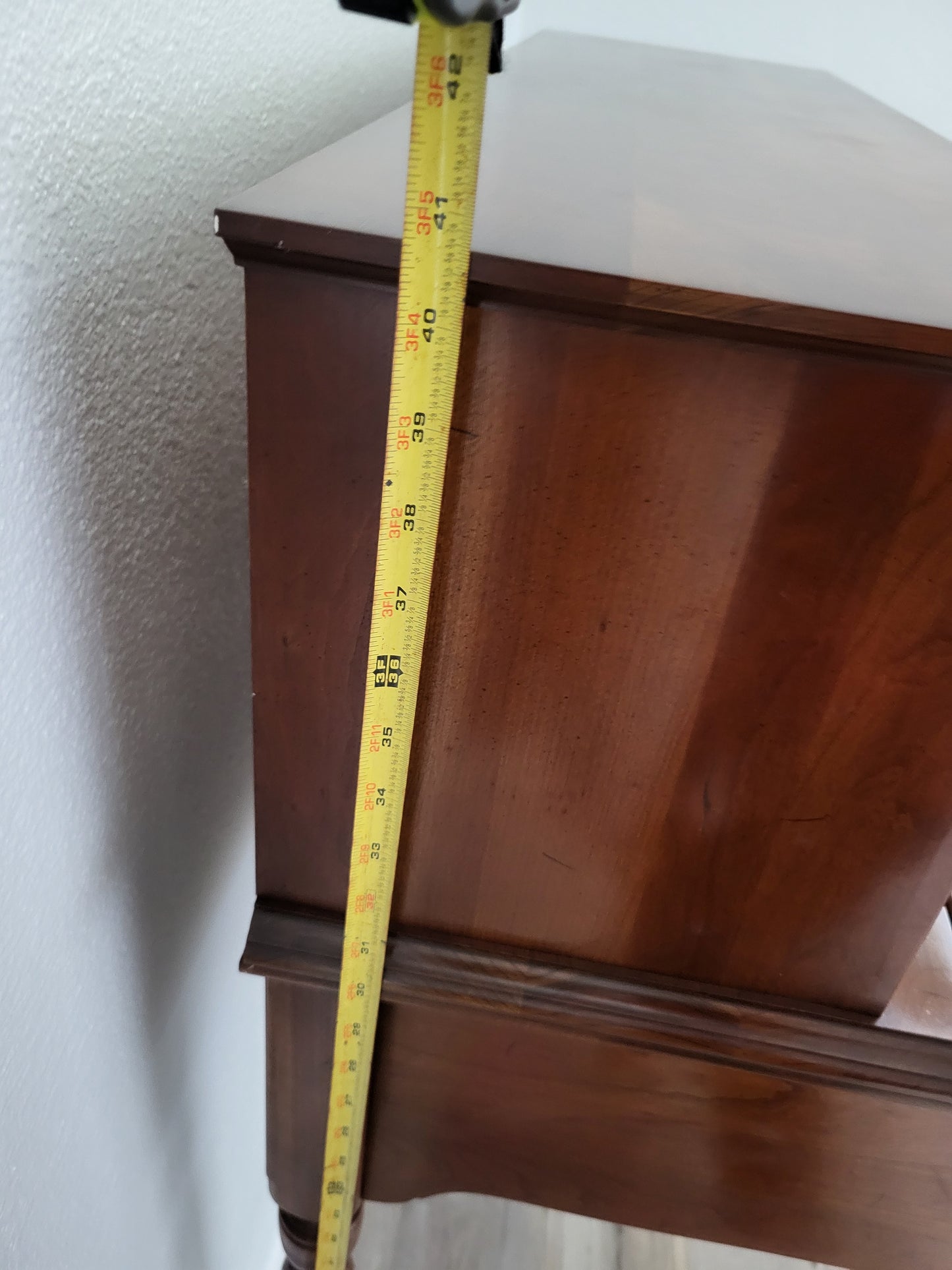Ethan Allen American Traditional solid cherry writing desk